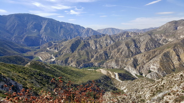 The Sam Merrill trail takes you through the breathtaking Angeles National Forest on one of the best hikes in southern California.