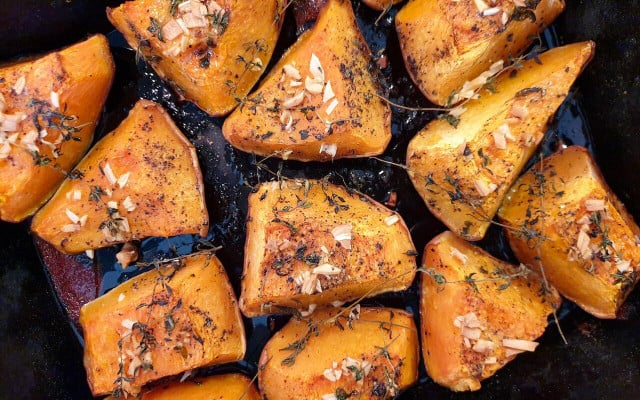 Roasting is a popular cooking method for this winter squash. 