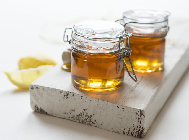 Fight off painful mouth sores with honey to reduce inflammation and quicken the healing process. 