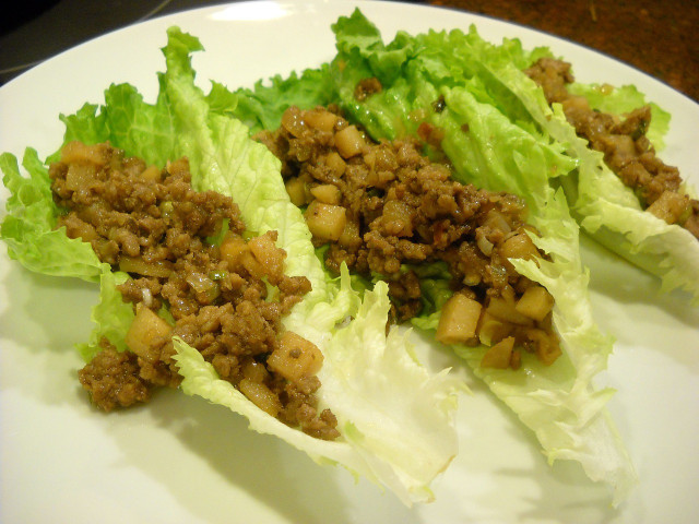 Try lettuce wraps for a unique and nutritious meal to take for your hike. 