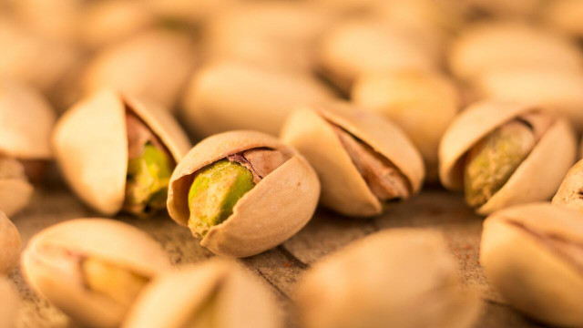 how are pistachios grown