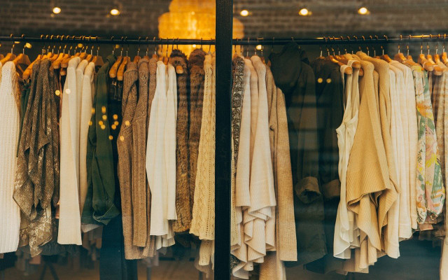 newyearsresolution-fastfashion-pb-freephotos-191294-1280x800 New year's resolution idea: end fast fashion