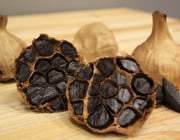 Fermented black garlic blackened cloves new taste flavor uses health benefits