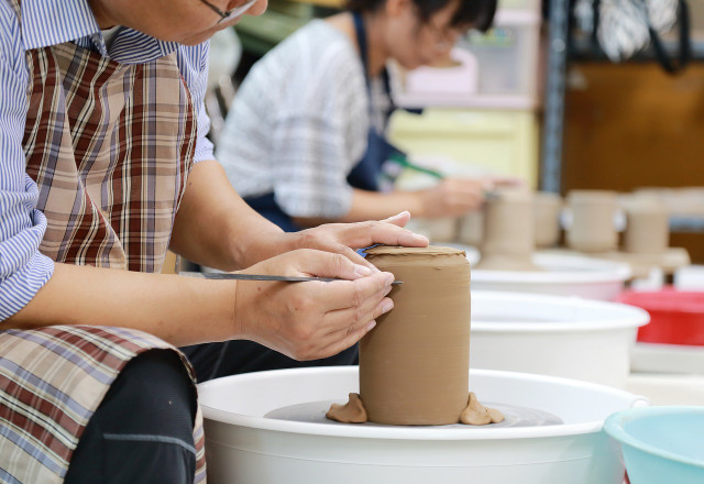 Pottery making or ceramic painting are one example of crafty thanksgiving activities for adults, as it is relaxing and stirs up creativity.