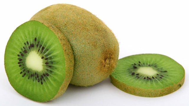 kiwi skin edible